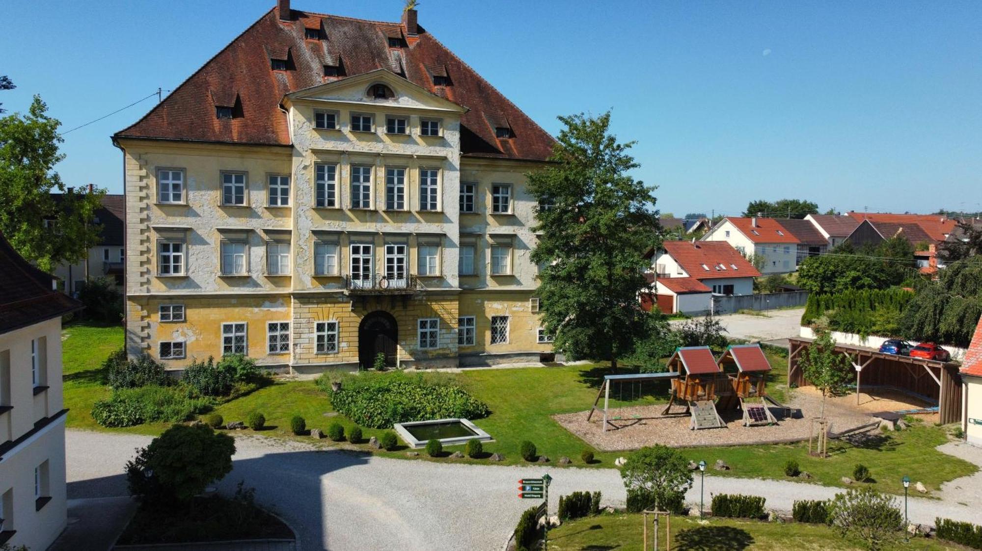 Autenrieder Brauereigasthof Ichenhausen Exterior foto