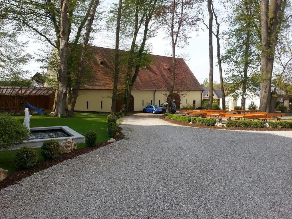 Autenrieder Brauereigasthof Ichenhausen Exterior foto