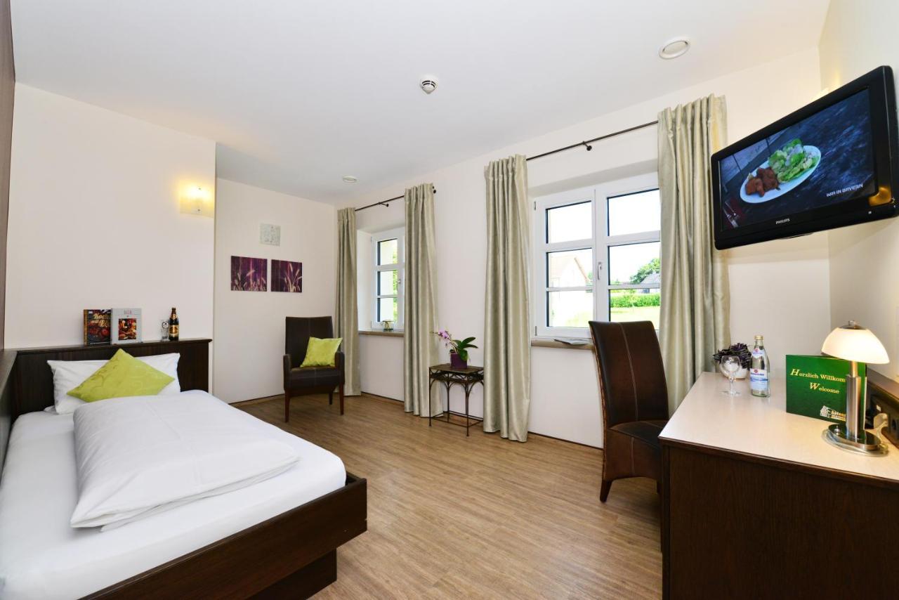 Autenrieder Brauereigasthof Ichenhausen Quarto foto
