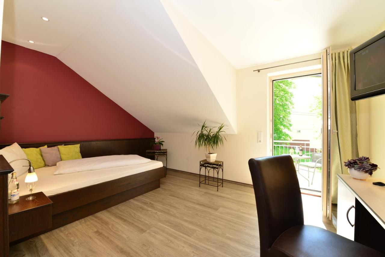 Autenrieder Brauereigasthof Ichenhausen Quarto foto